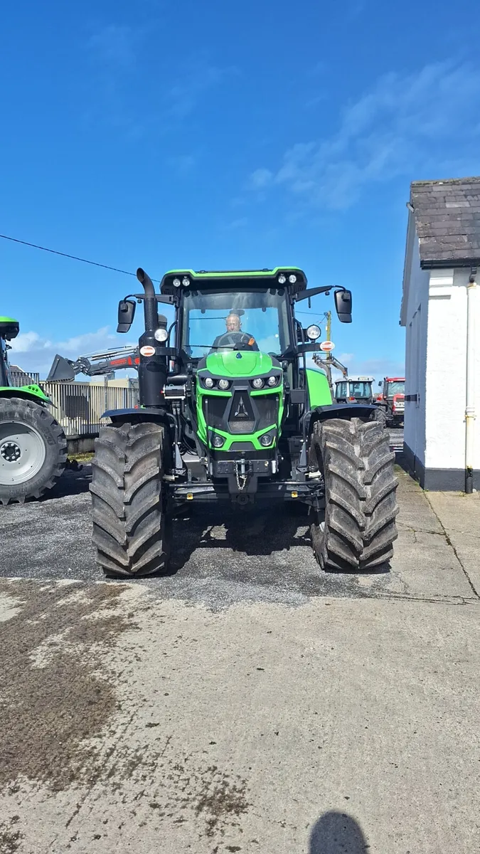 DEUTZ-FAHR 6125 - Image 2