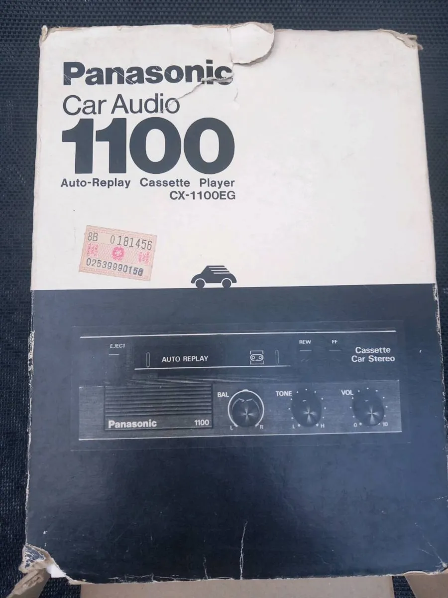Rare old car audio Panasonic - Image 1