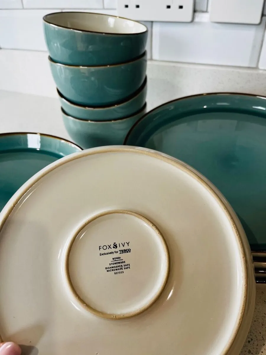 Fox And Ivy 12 Piece Dinner Set - Image 1