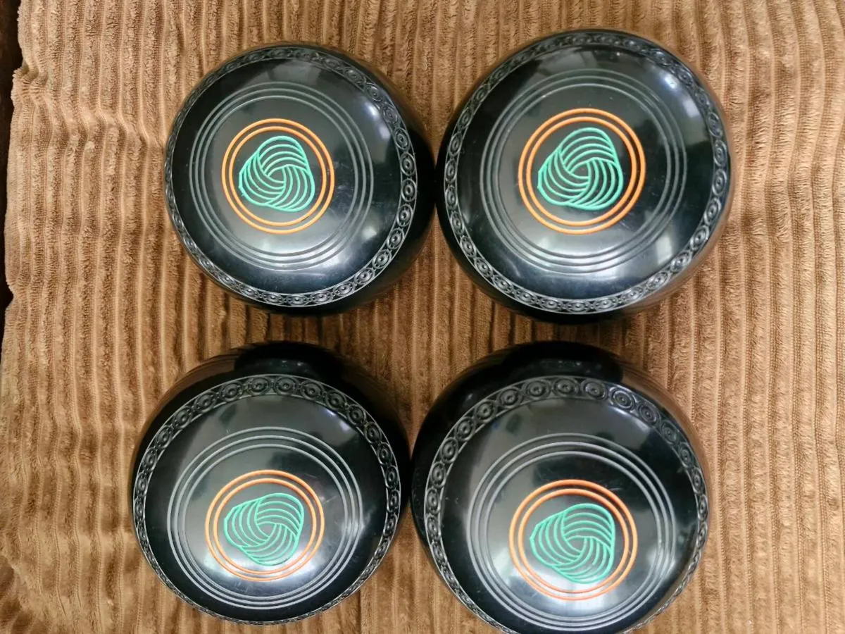 Lawn Bowls , Short Mat Biwls - Image 3