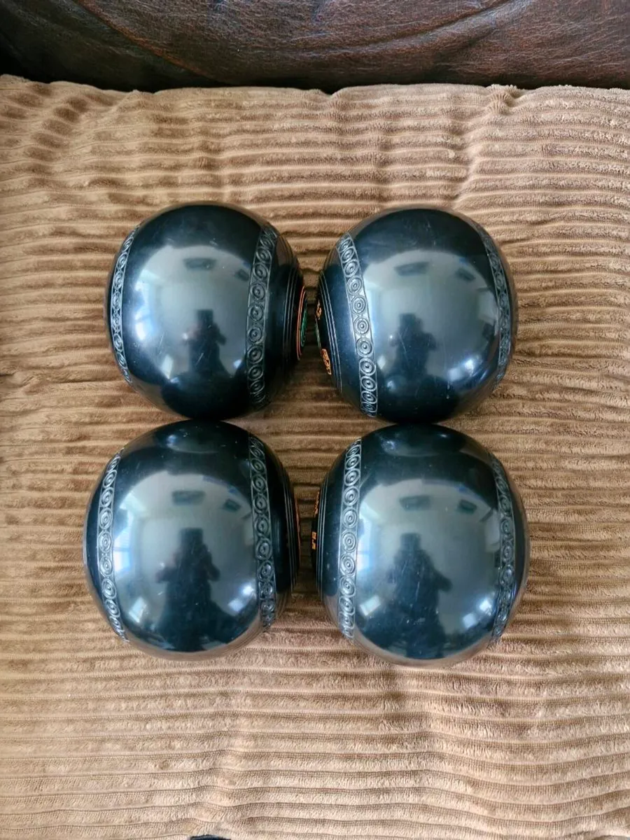 Lawn Bowls , Short Mat Biwls - Image 4