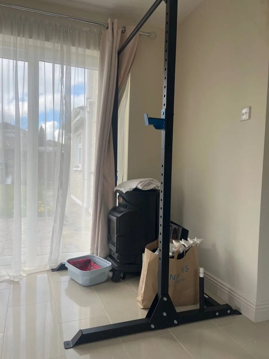 Squat rack - Image 1