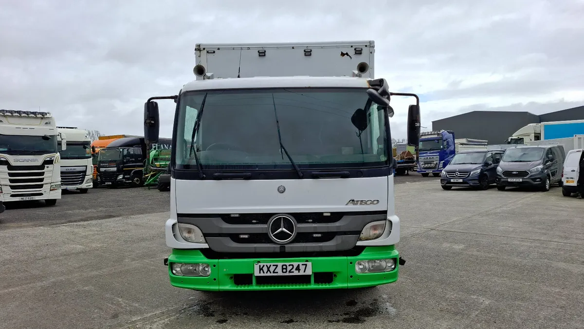2012 Mercedes 816 , Atego , Jetter ,7.5 Ton . - Image 2