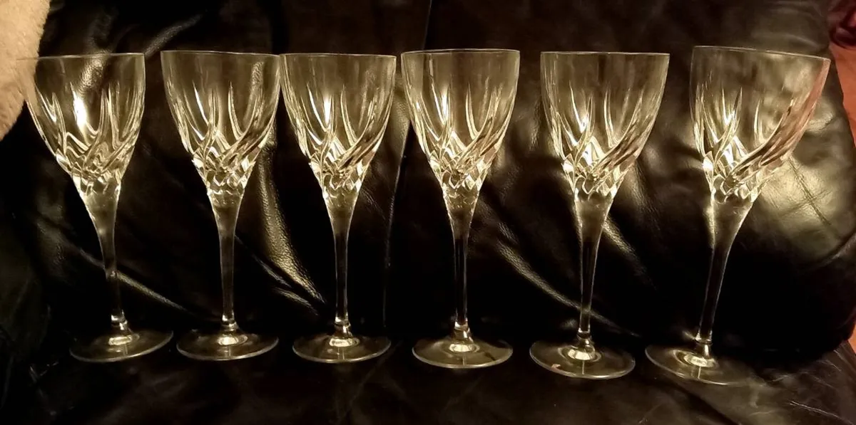 Six Wedgewood Wine Glasses - Image 1