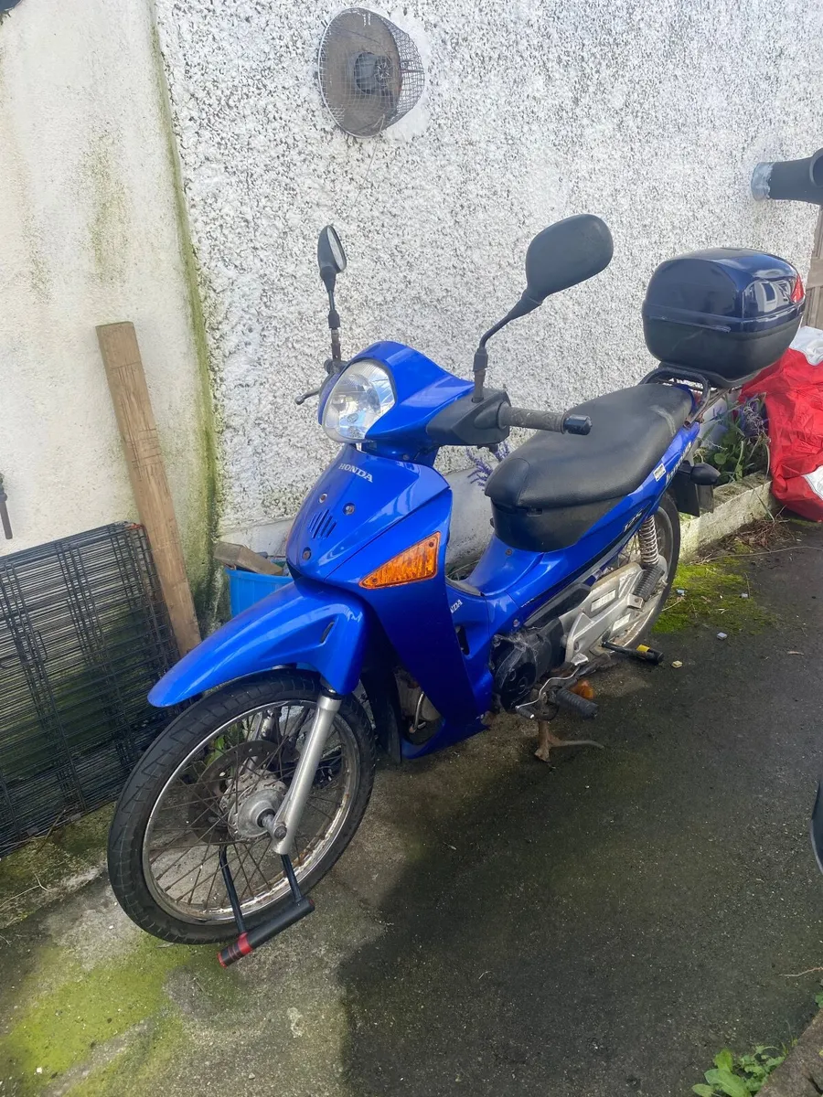 Honda Innova 125 - Image 1