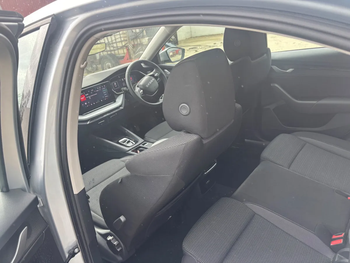 Skoda Octavia 251 auto not recorded - Image 2