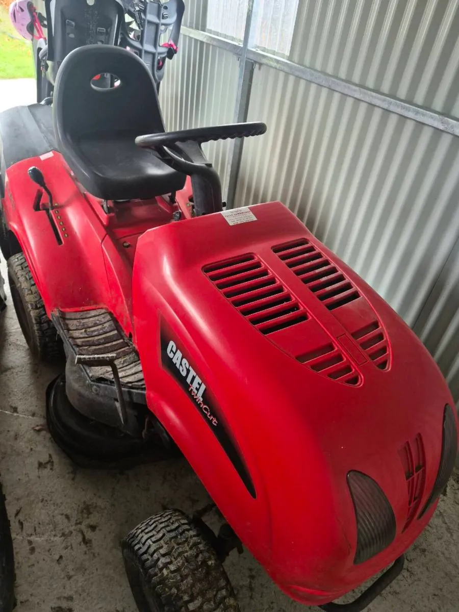 Ride on Lawnmower - Image 1