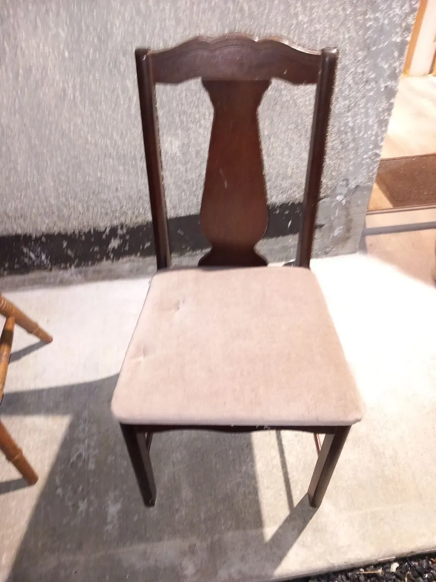 Old style  Fireplaces  chairs and table - Image 3