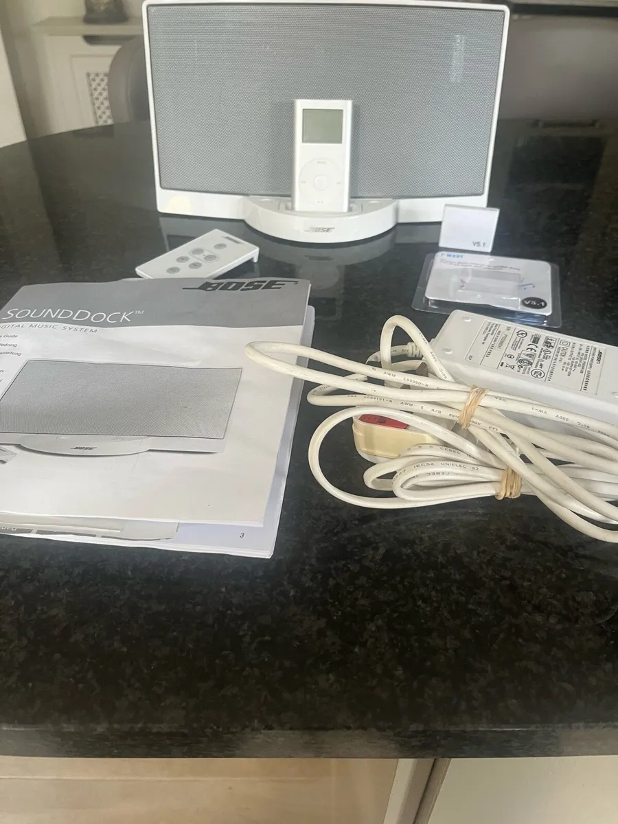 Bose Sound dock system - Image 2