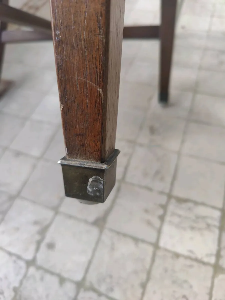 Antique chair - Image 2