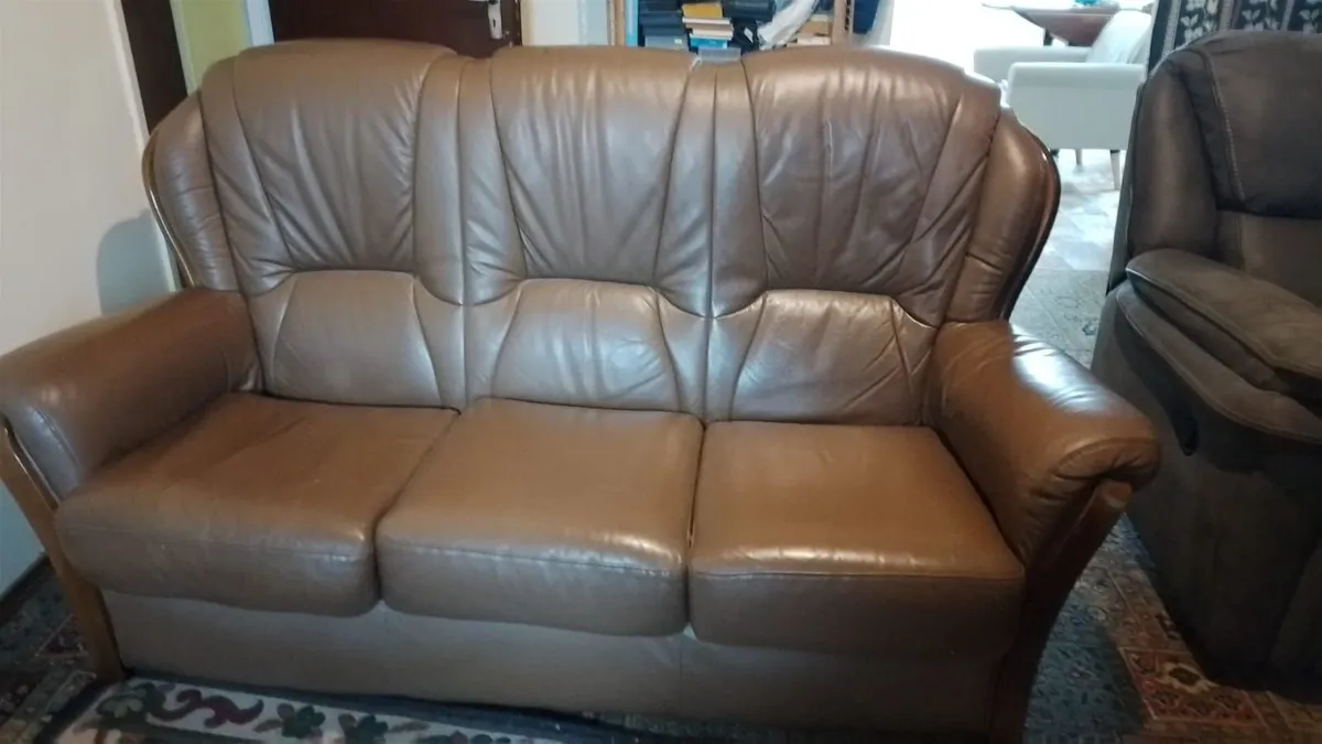 3 Seater + 2 Armchairs - Image 1