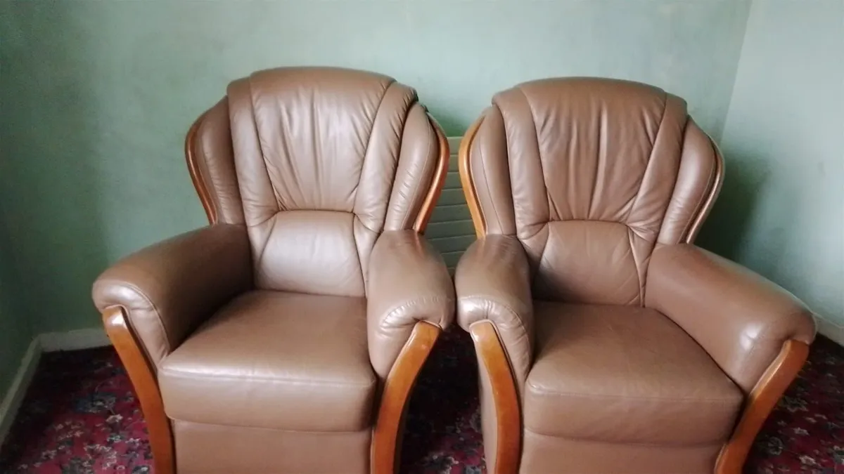 3 Seater + 2 Armchairs - Image 2