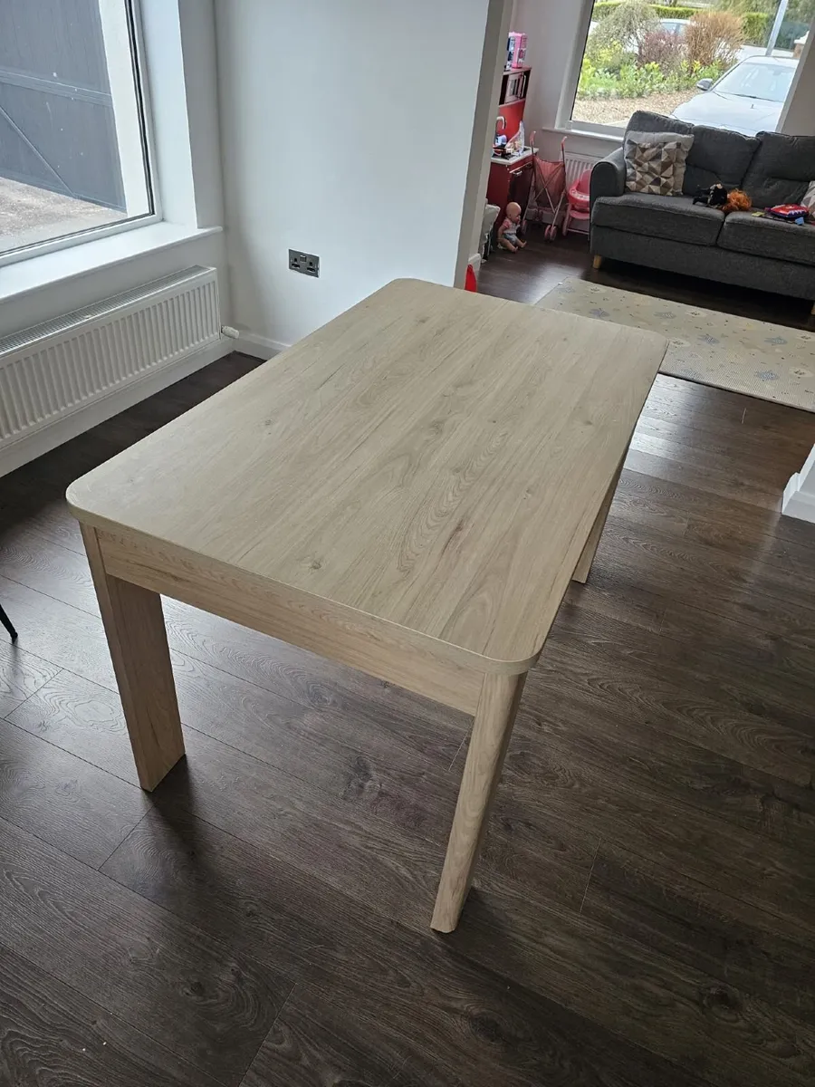 Kitchen table - Image 2