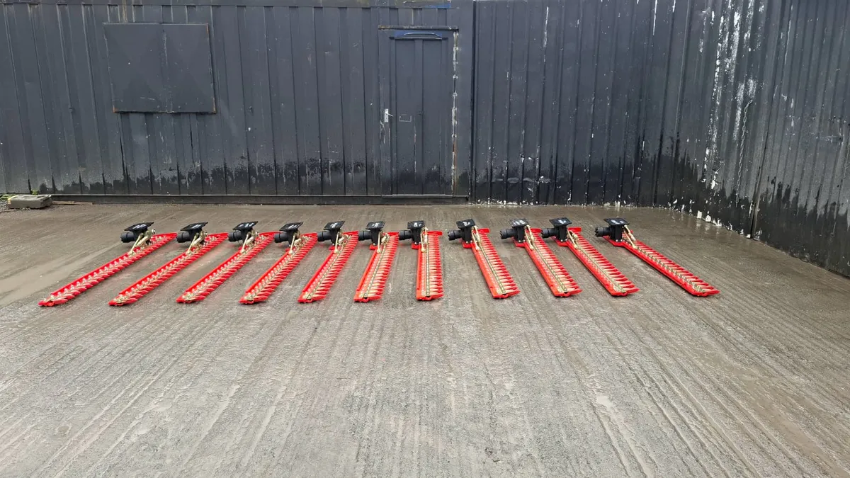 Hydraulic Finger Mower 6ft –  Excavator Attachment - Image 2