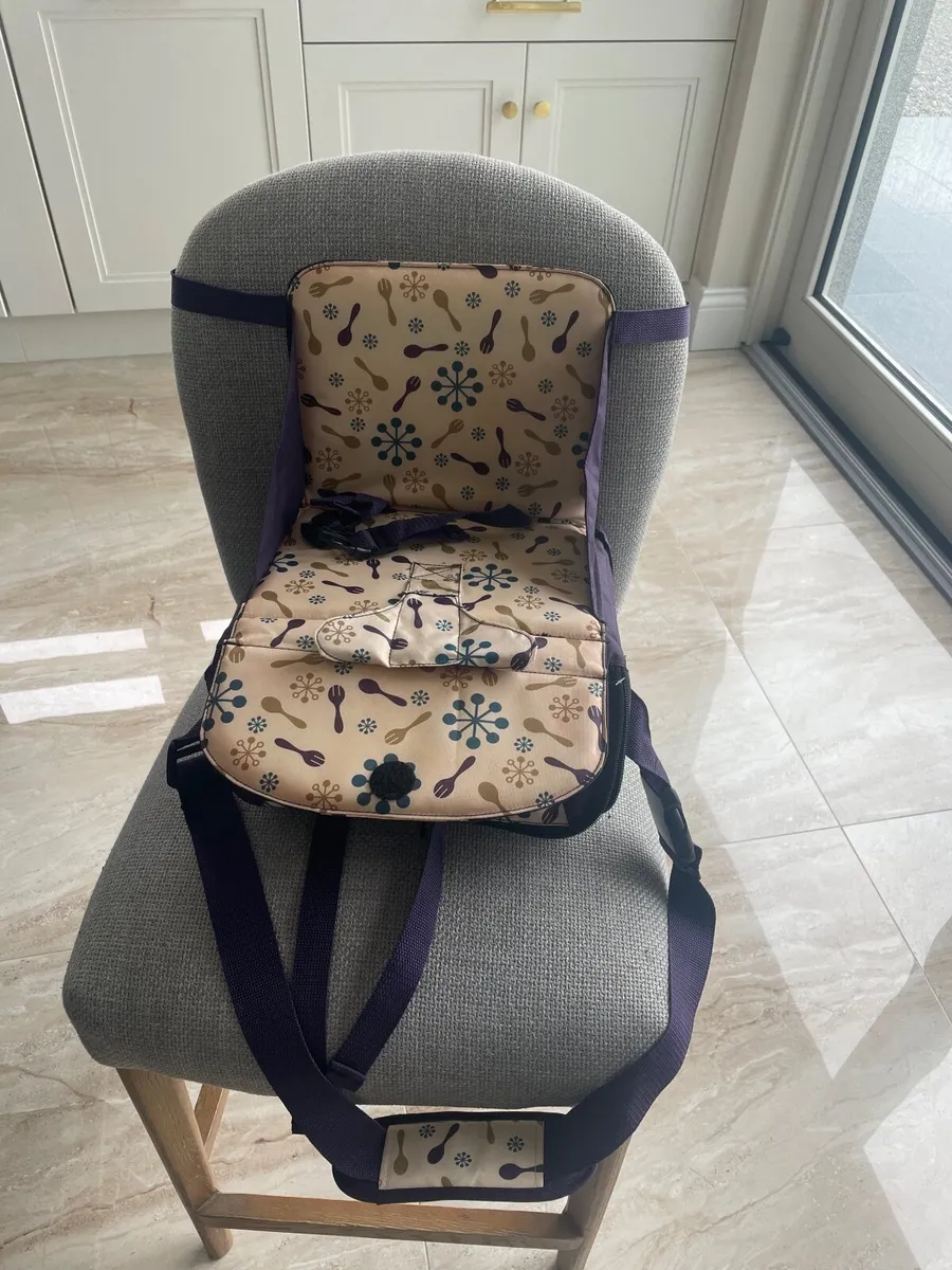 High chairs and travel baby feeding seat - Image 3