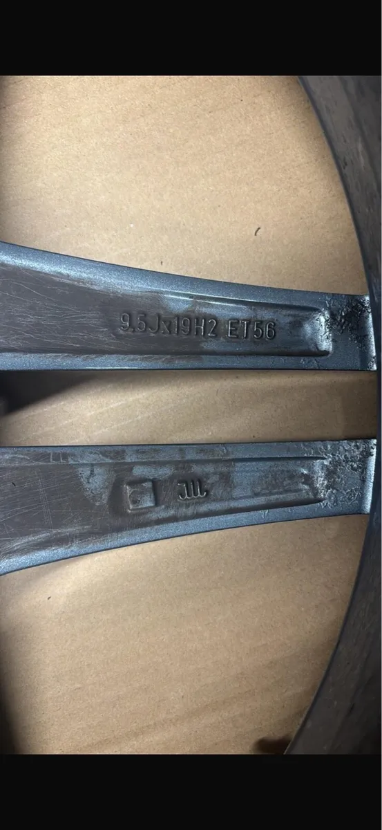 C63S AMG genuine alloys 19inch - Image 2