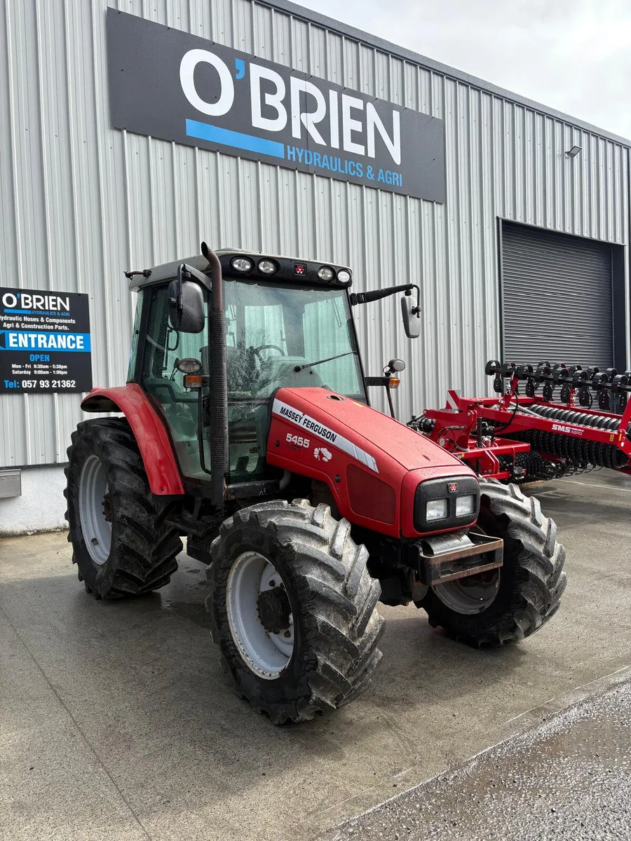 Massey Ferguson 5455 *NO VAT* - Image 1