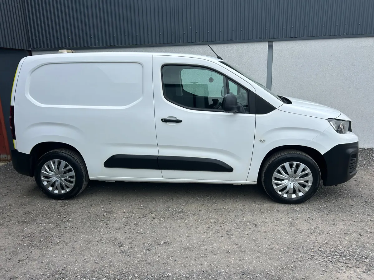 2020 Peugeot Partner ‘Professional - Image 3