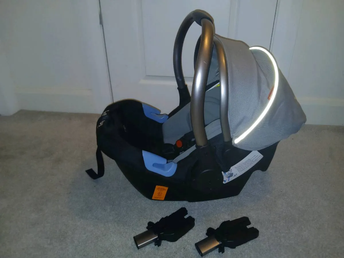 Infababy Travel System - Ultimo - with Air Tyres - Image 4