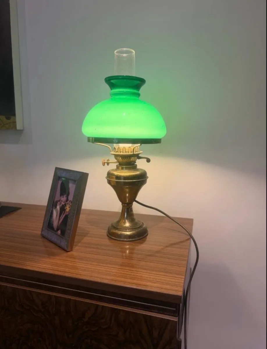 Vintage Lamp - Image 1