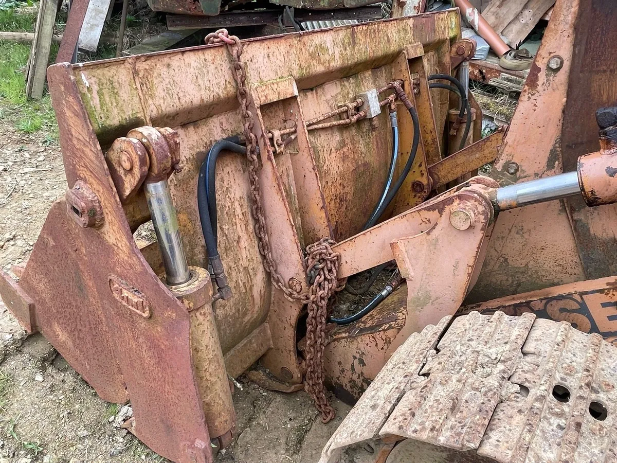 Case 850b track shovel - Image 2