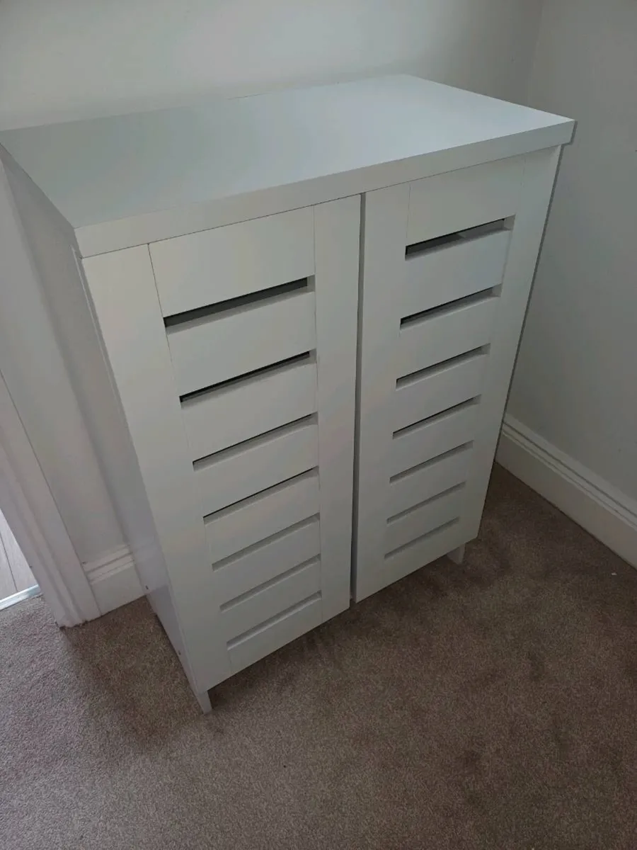 Shoe storage /shoe press - Image 1