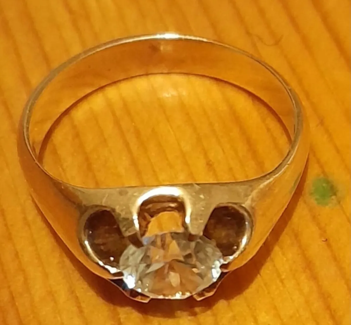 9ct Gold Zircon Ring - Image 2