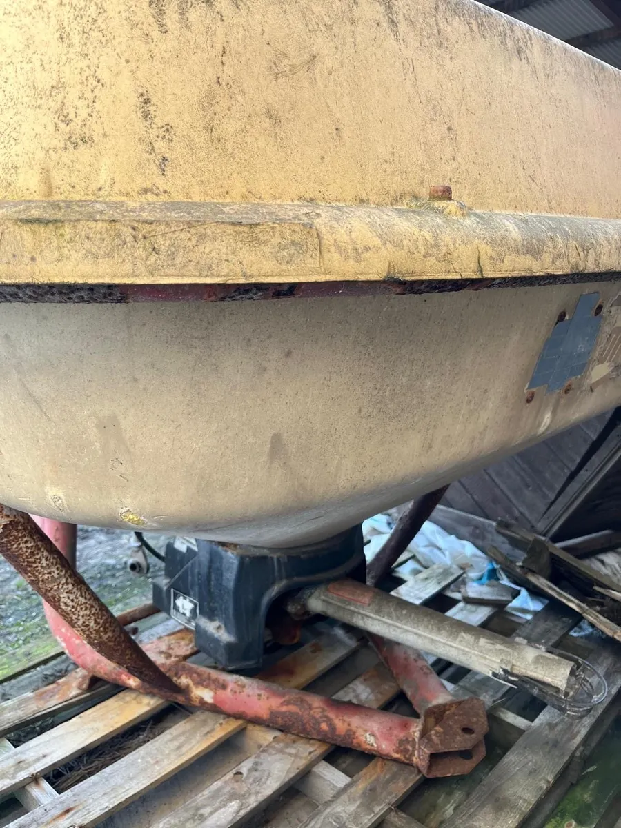 Fert spreader - Image 4