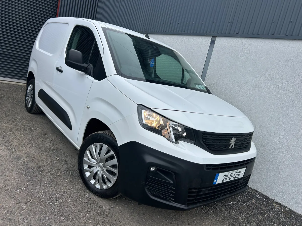2021 Peugeot Partner ‘86kms - Professional - Image 2