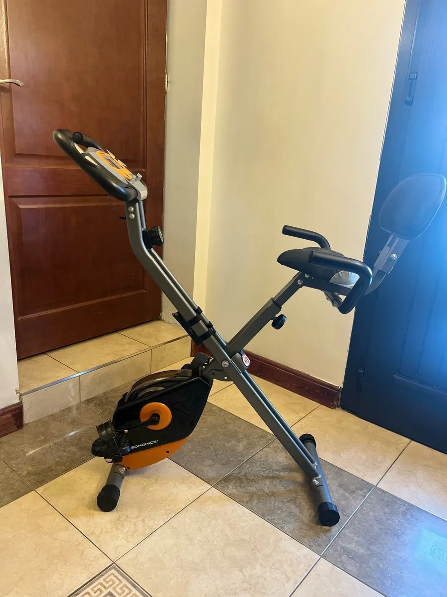 Exercise bike - Image 1