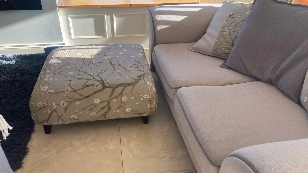2 Two Seater Couches with matching Footstool - Image 1