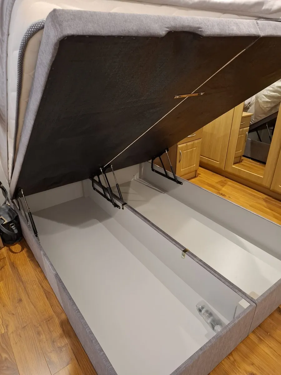 King size ( ottoman ) bed - Image 3