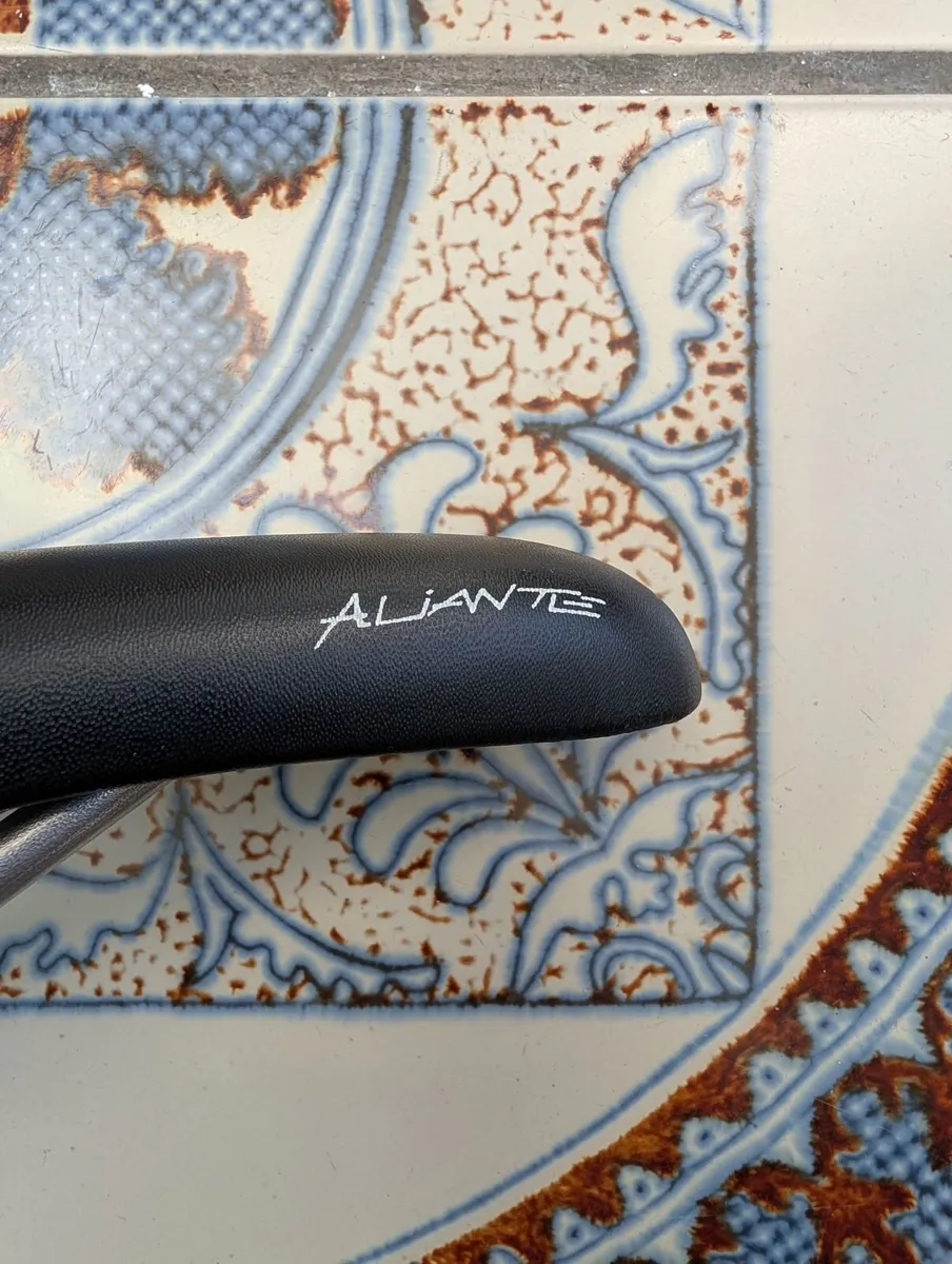 Fizik Aliante R3 K:ium Saddle - Image 4