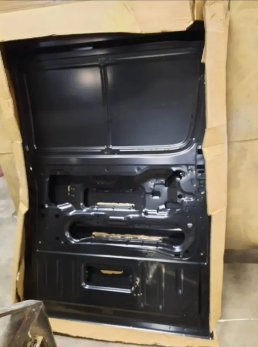 Anyone got any new toyota hiace parts - Image 2