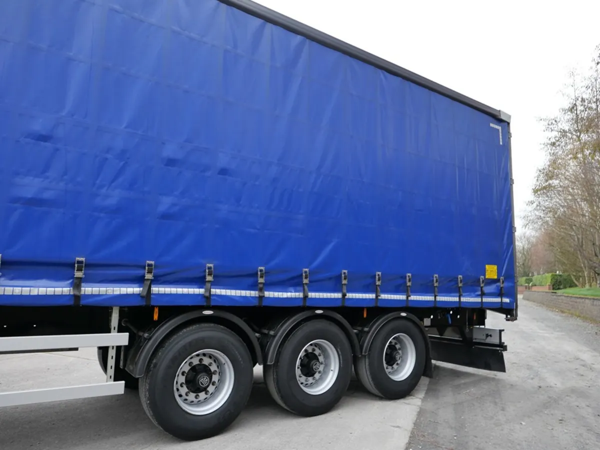 2025 Montracon 4.500 High Curtainside T2-01981 - Image 4