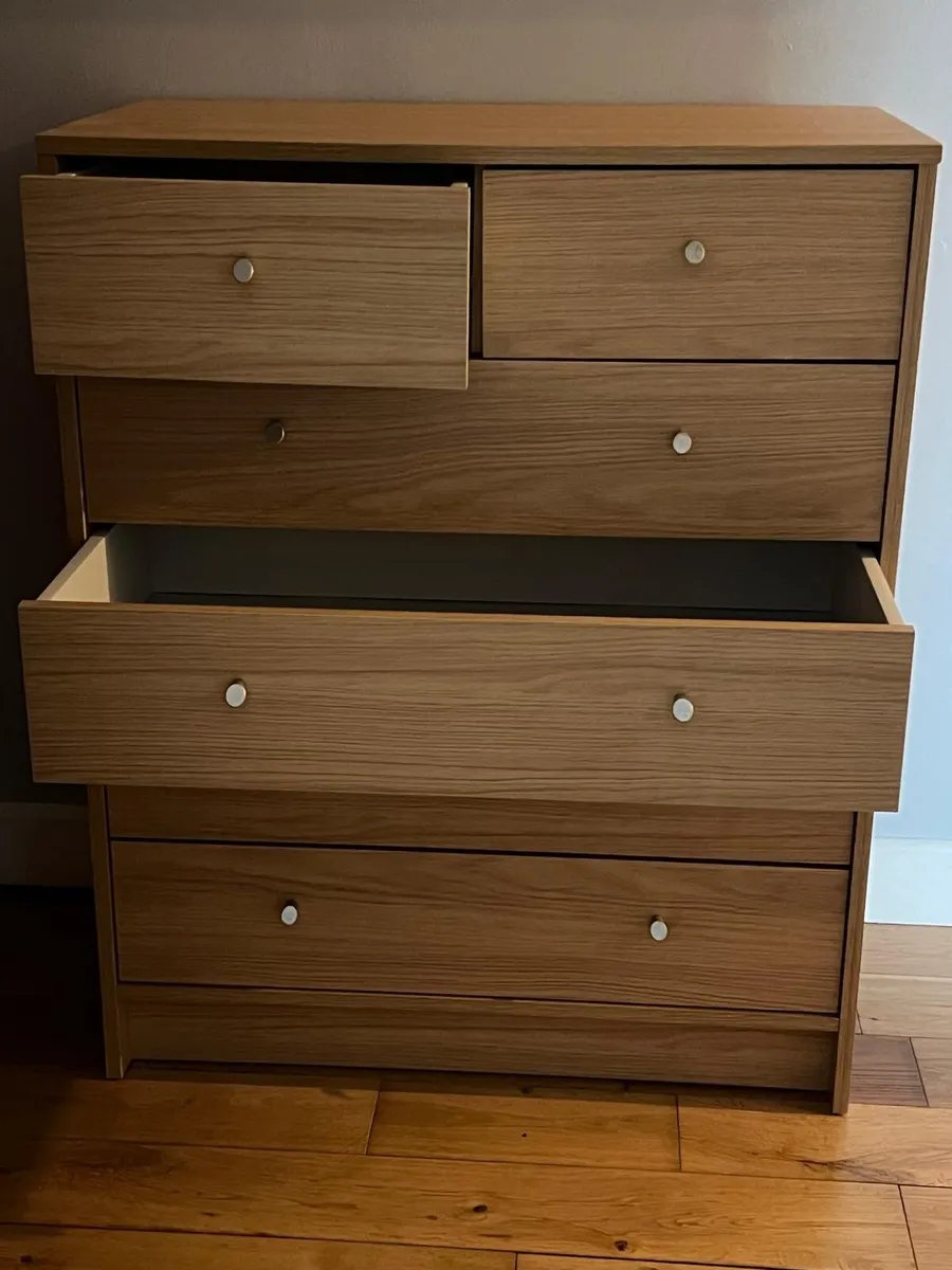 Chest of drawers - Image 2