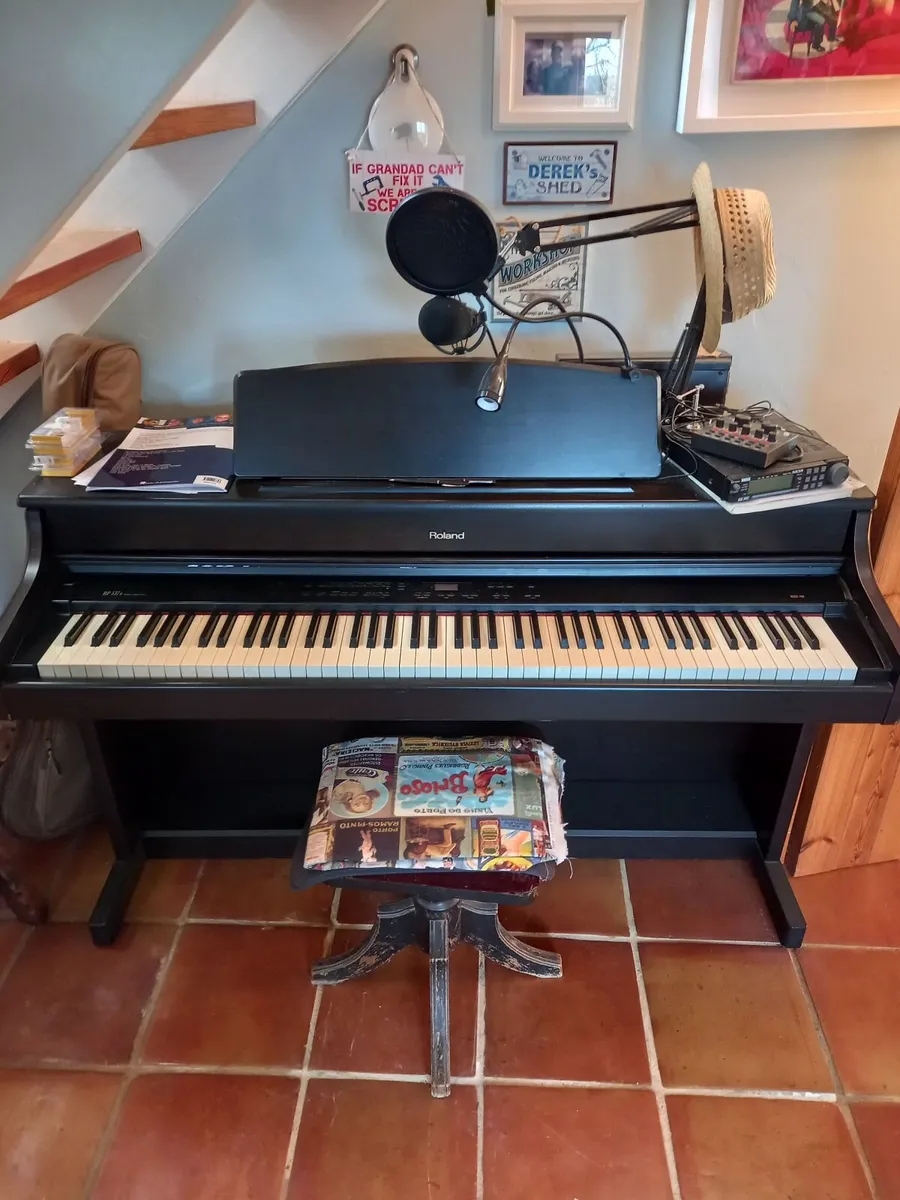Digital piano - Image 3