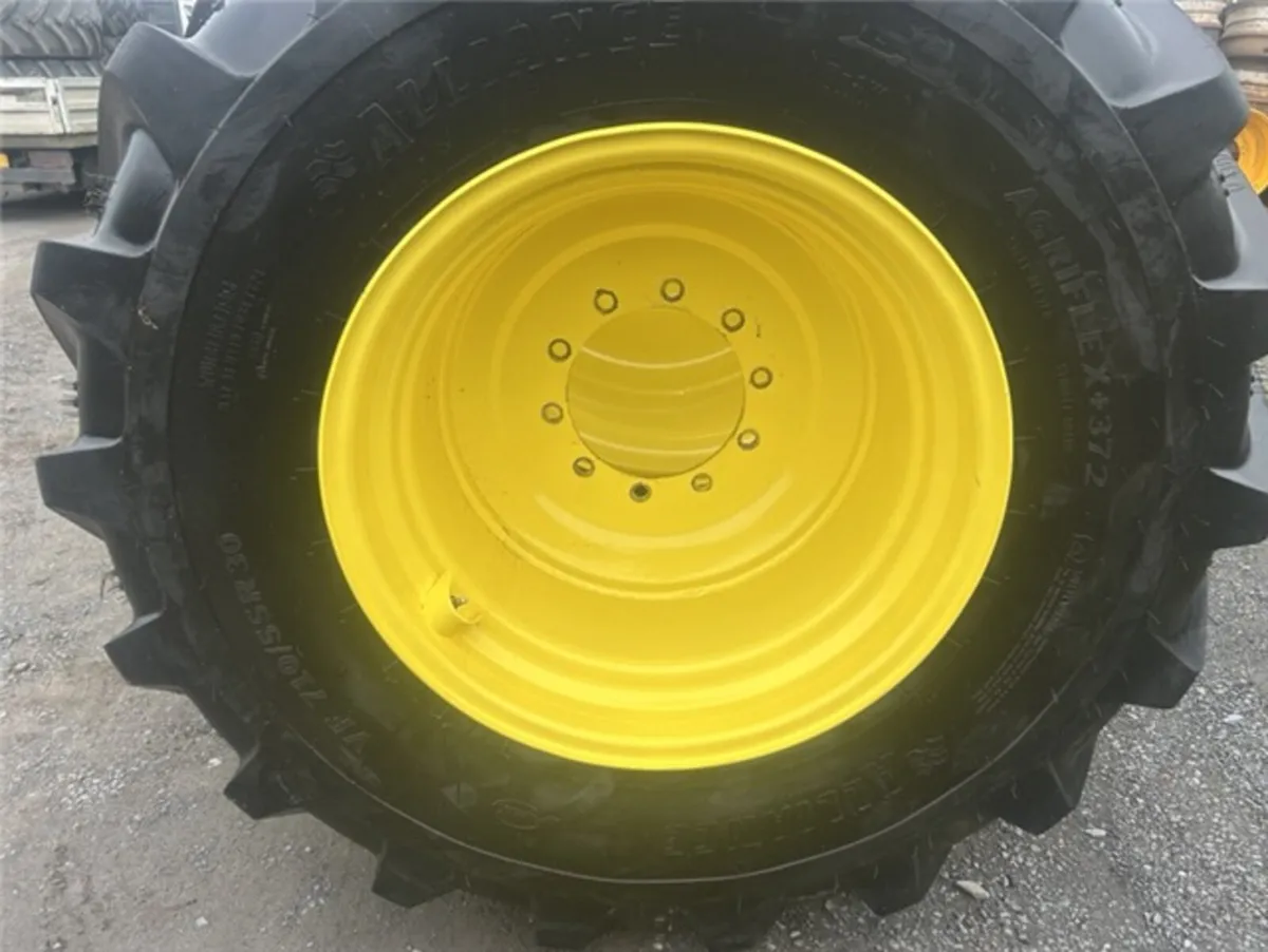 AS NEW - 900/50R42 & 710/55R30 John Deere Wheels - Image 3