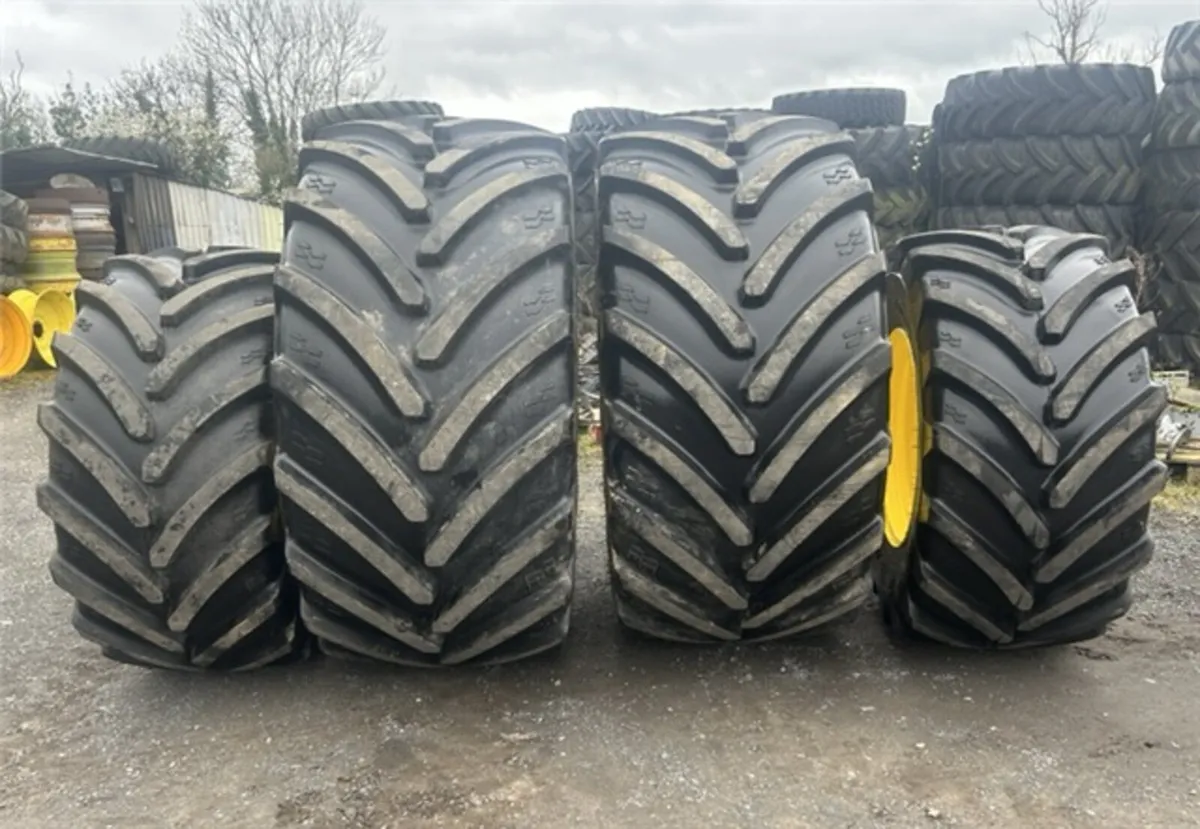 AS NEW - 900/50R42 & 710/55R30 John Deere Wheels - Image 1