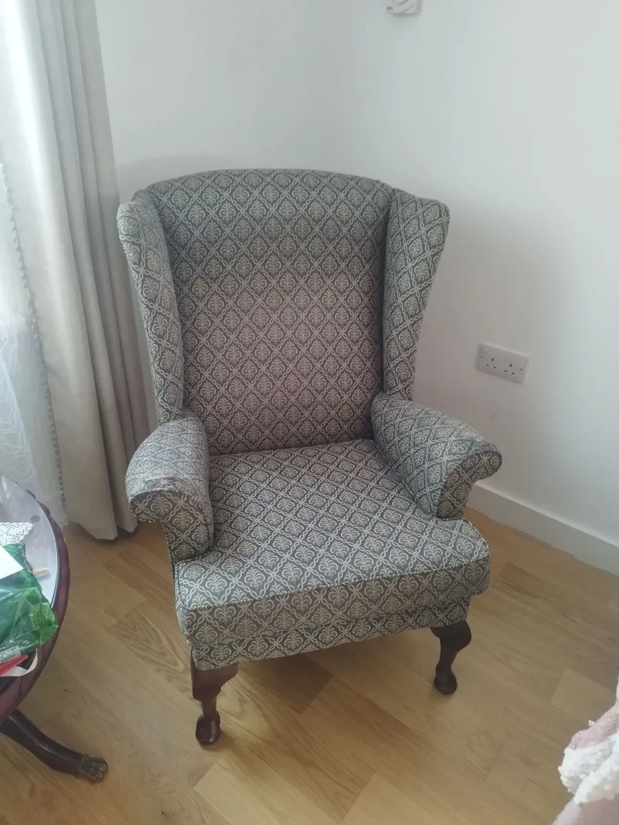 Armchair - Image 2