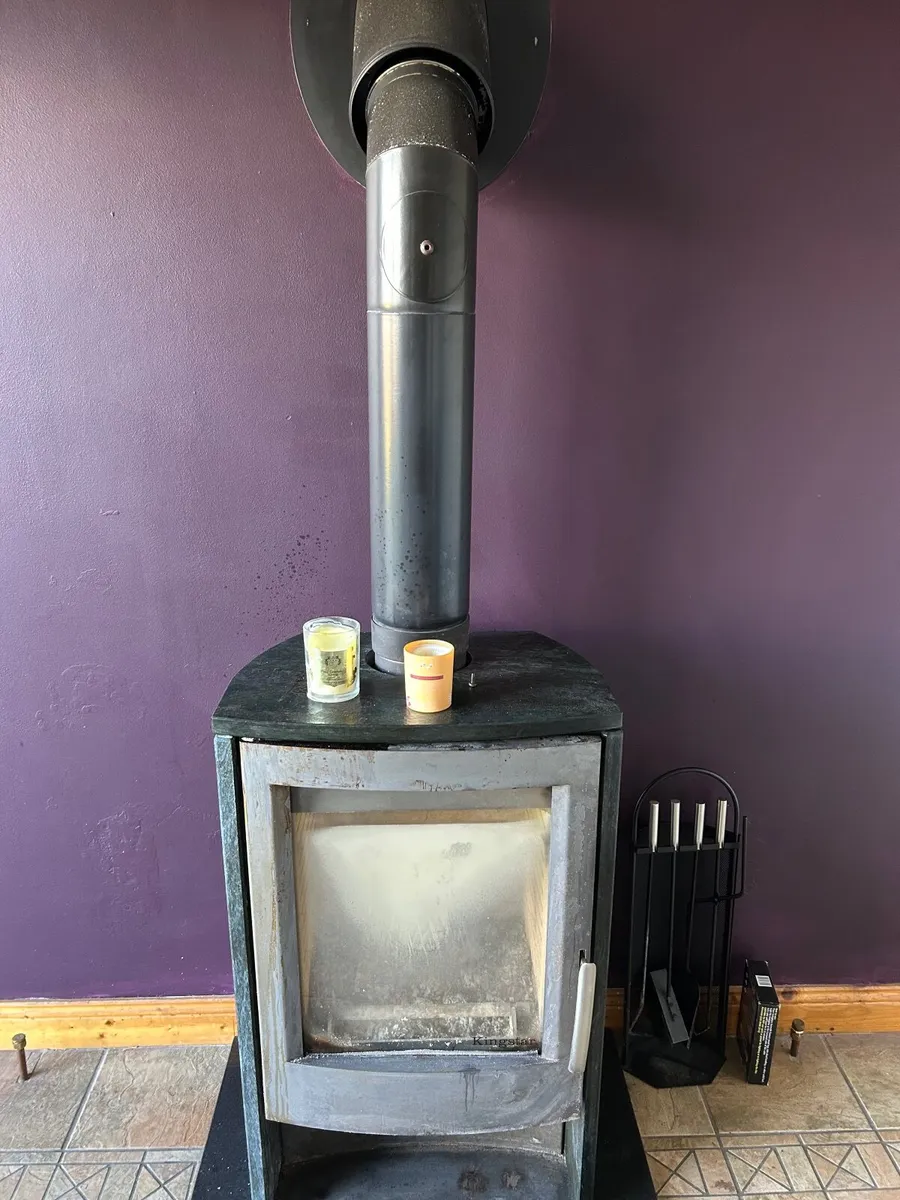 Stove & External Chimney - Image 3