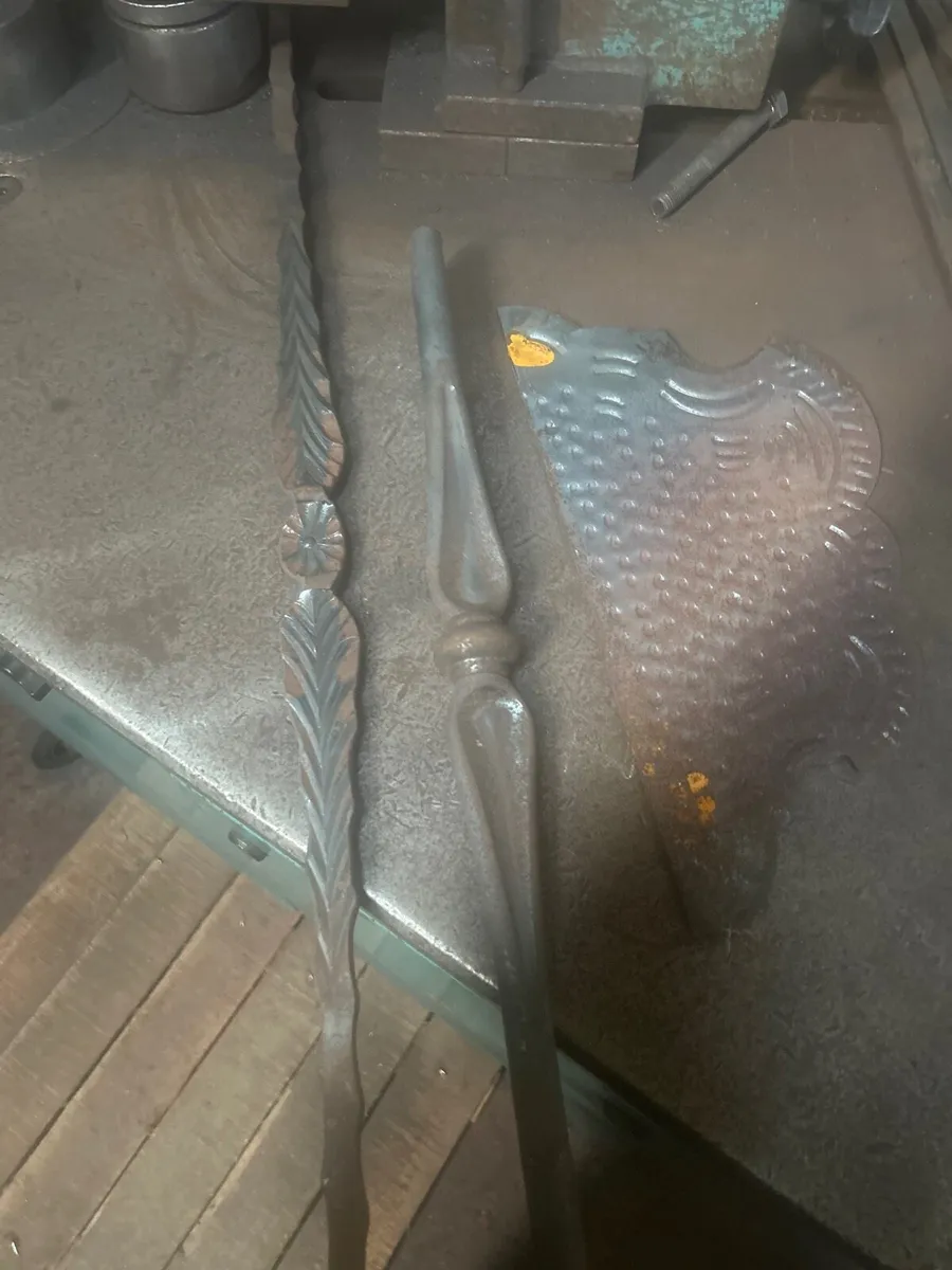 500 Ton Hydraulic Vertical Press - Image 4