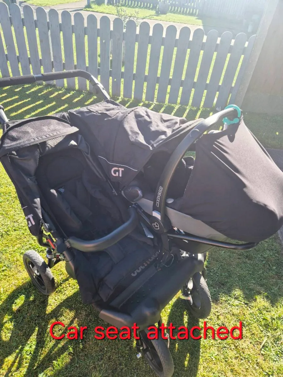 Double Pram - Image 4