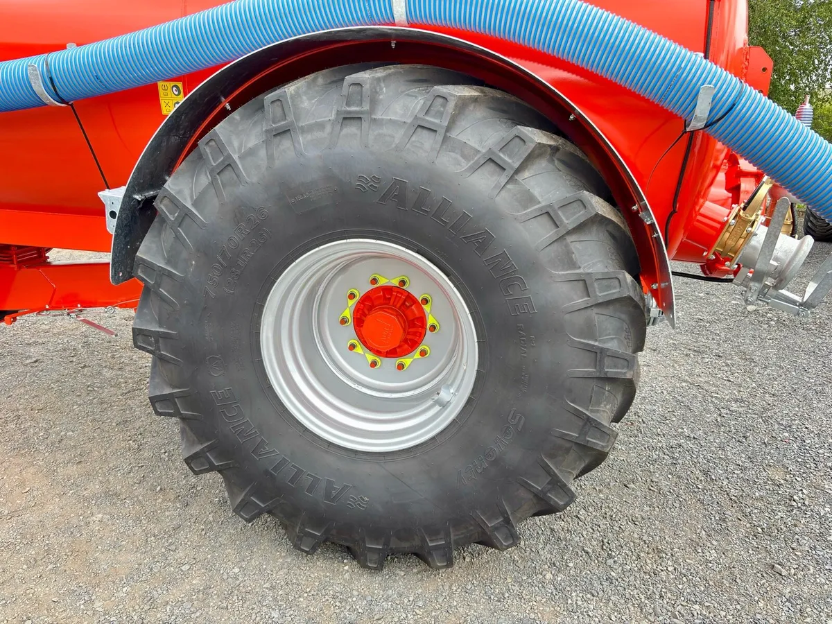 New Abbey Slurry Tankers - Image 3