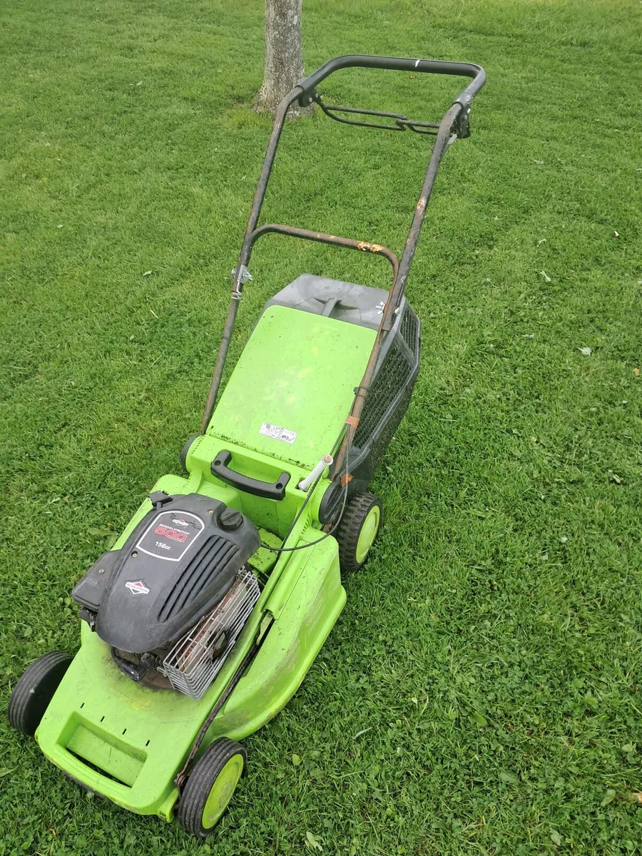 Lawnmower for sale - Image 1