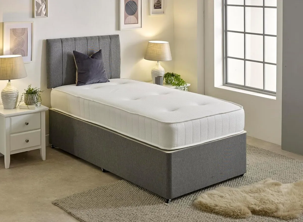 Sleep Warmer Premium Tufted Mattress with Memory - Image 2