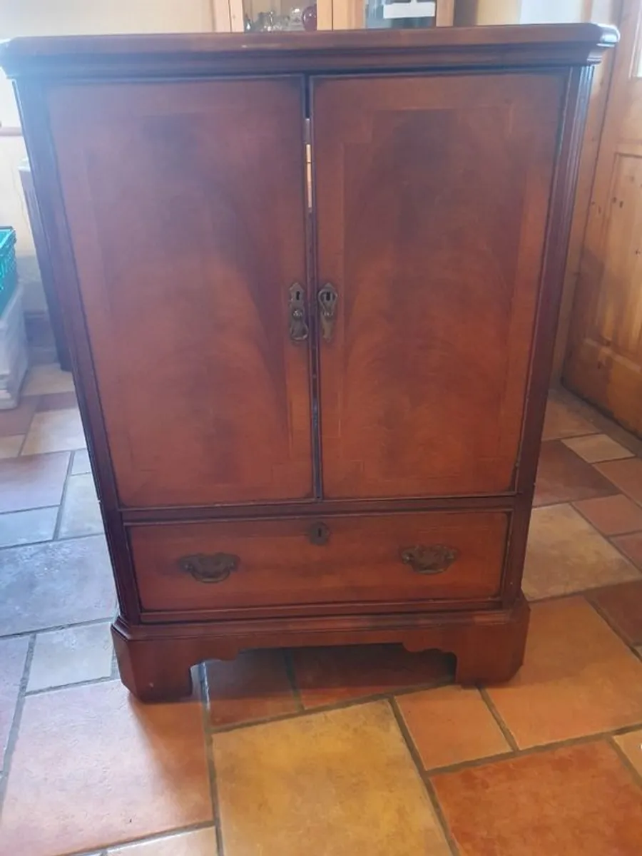 Tv unit ( Vintage) - Image 3