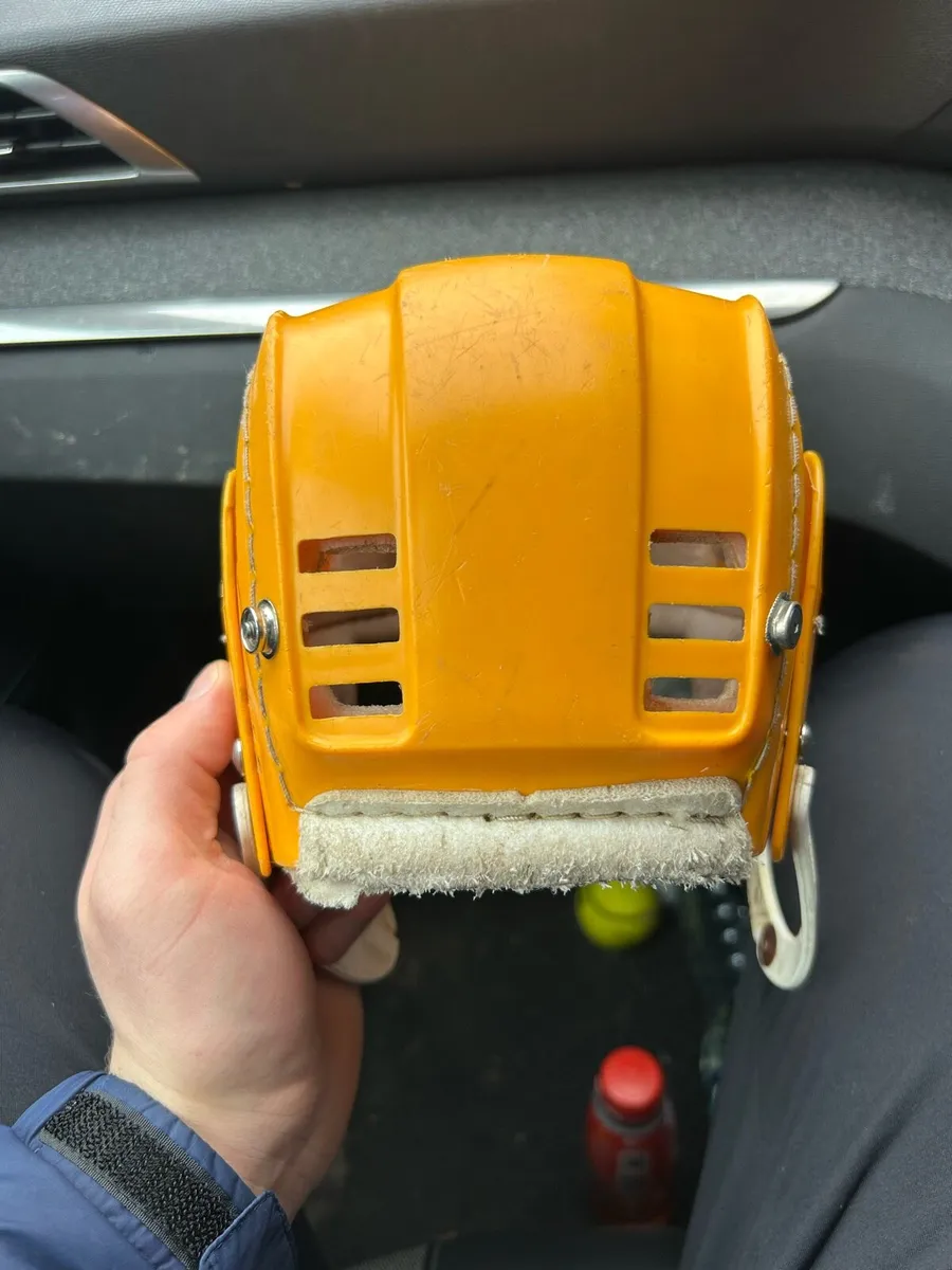 Oldstyle gola helmet - Image 2