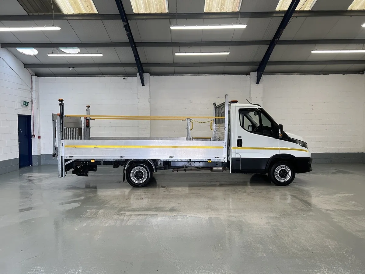 2023 Iveco Daily Dropside Van - Image 1
