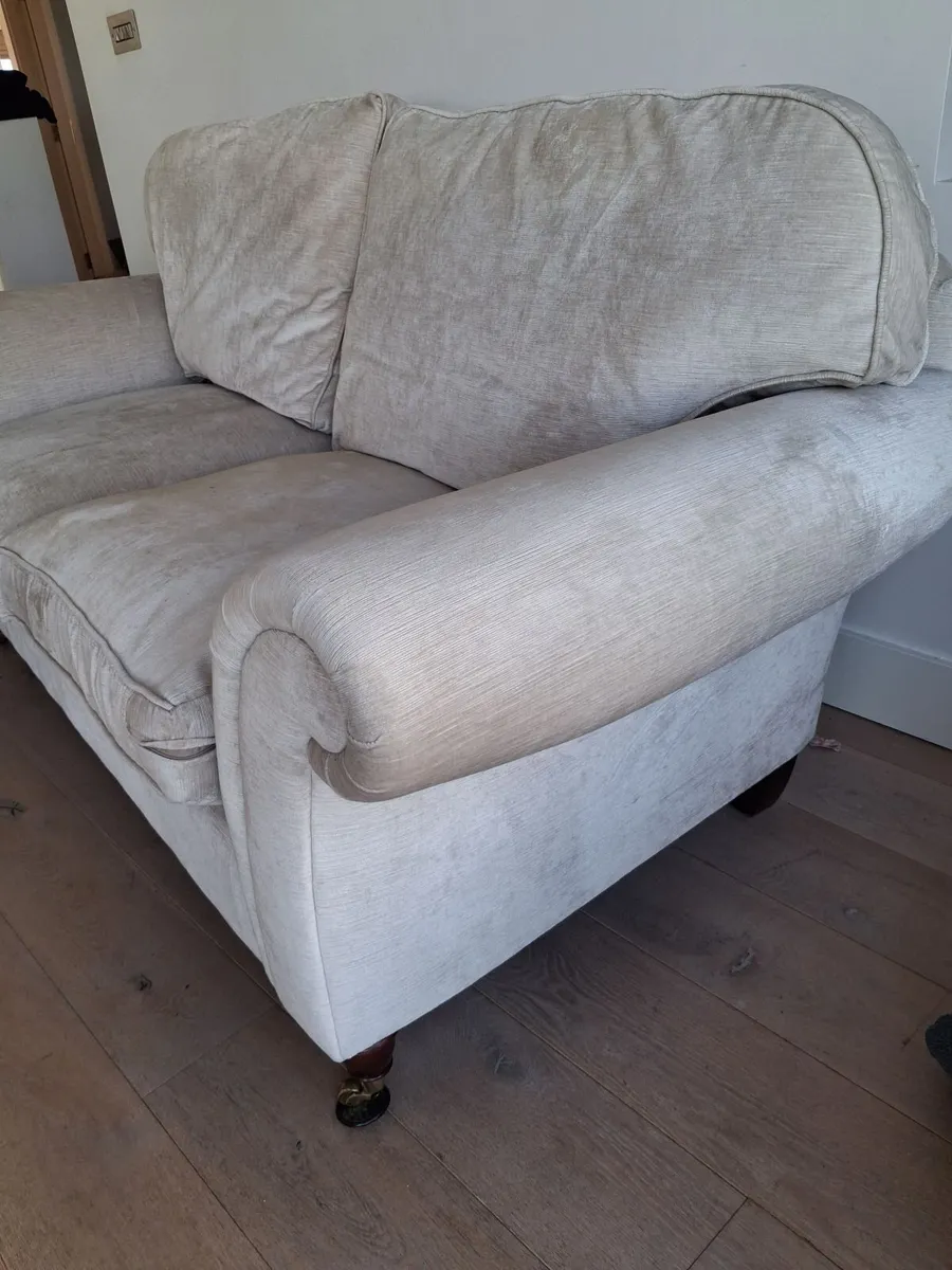 Laura Ashley Mortimer Couch - Image 2